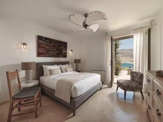 Luxurious villa in serene atmosphere - 4