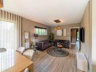 Holiday home with garden - Robbert - 1