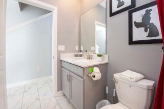 Stunning 4Bd Close to Disney with Pool at Storey Lake 4369 - Kissimmee - 1