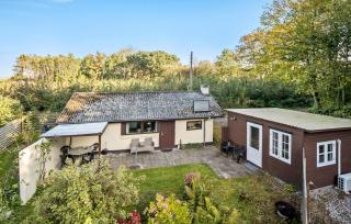 2 Bedroom Awesome Home In Haarby - Hårby - 0
