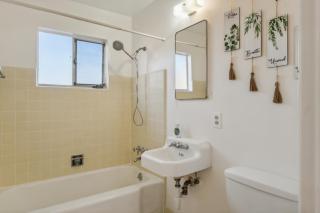 Charming Vintage Retreat in the Heart of San Jose home - 6