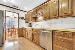 Oaklawn Retreat - 4 Bedroom - Sleeps 10 - Fireplace - Vernon - 3