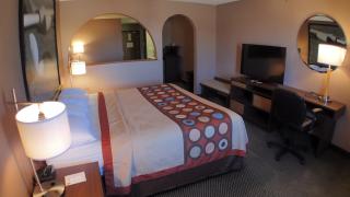 Super 8 by Wyndham Winfield-Quail Ridge Area - Winfield - 4