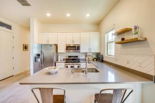 9 Mi to Chandler Fashion Center Apt Near Golf! - 3