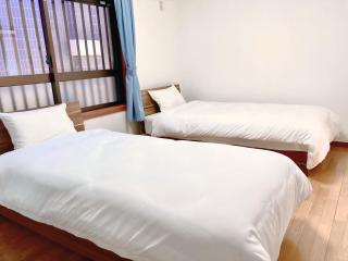 West Coast - Chatan - 6