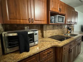 Beach Escape private studio - Sunny Isles Beach - 7