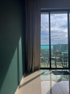 Ong Kim Wee Residence - Sky Green Residence 23 - Balcony with sea view - 6