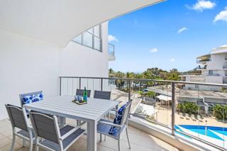 Pool View Paradise at the Pier - Urangan - 0