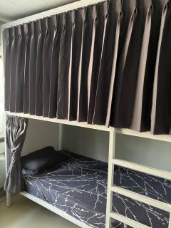 Jomtien Beach Hostel & Guesthouse - 2