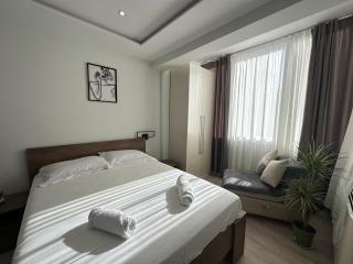 Zaira City Retreat - Tirana - 9