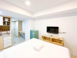 Modern Look Studio at De Prima Apartment By Travelio - Medan - 5