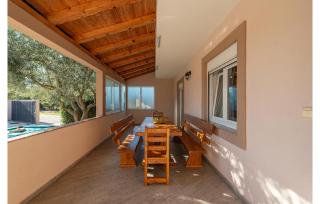 Three-Bedroom Holiday Home In Galovac - 5