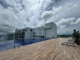 The Luxury Podium3R2B, 8pax YPM103 - Kuching - 6