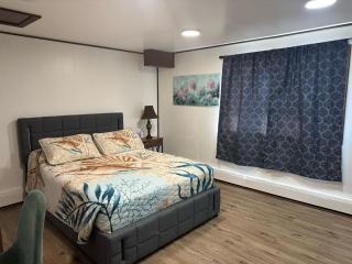 Kings Studio Apartment B - 9