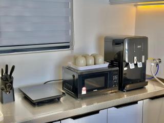 Cozy Urban Suites Georgetown View - 8