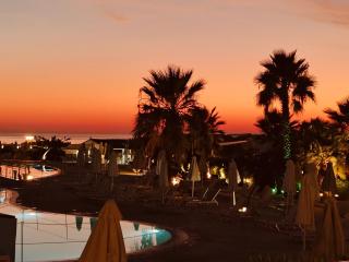 Relaxrooms, room with 1 queen size bed - Agios Georgios - 2