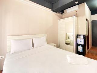Comfort Minimalist Studio at 3rd Floor Grand Asia Afrika Apartment By Travelio - 3