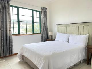 35 Settler Sands Beachfront Accommodation River and Sea View - Port Alfred - 9
