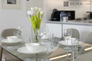 Mira Holiday Homes - Luxury and cosy 1 bedroom in JVC - Dubai - 9