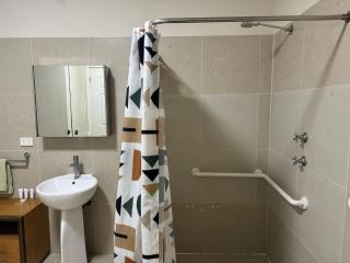 Oh Bouy - Unit 62 Seafront Estate - 4