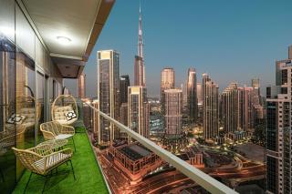 Dubai Scenic Infinity Pool with Burj Khalifa Views - Dubai - 8