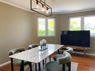 Aussie Escape Poolside Comfort and Relaxation -  - 3