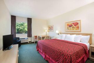 Days Inn by Wyndham Fremont - Fremont - 3