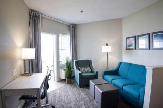Comfort Suites Chincoteague Island Bayfront Resort - Chincoteague - 1