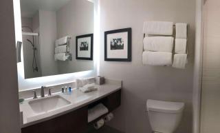 Radisson Hotel & Conference Center Rockford - Rockford - 3