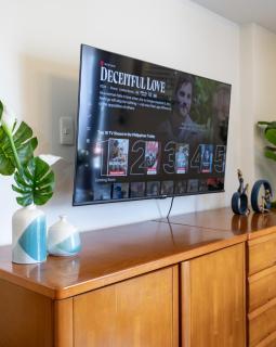 617A Condotel Near Airport &Mall with Pool,Gym,Netflix - - 4