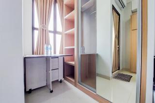 Best Price and Homey Studio Transpark Bintaro Apartment By Travelio - Tangerang - 6
