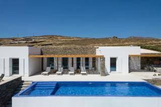 Di Lusso Villa, a Cycladic SeaView Sanctuary, By ThinkVilla - Chrissi Akti - 7