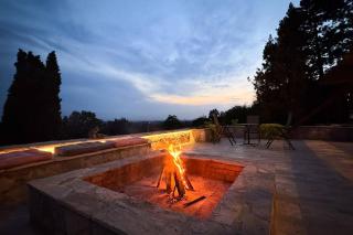 Serenity hill - - 5
