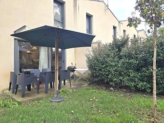 Charmante maison 6 personnes - 5 min à pied zone commerciale Sapiac - 3 chambres - 4 lits - Jardin et terrasses privés - Parking gratuit sur place - Montauban - 9