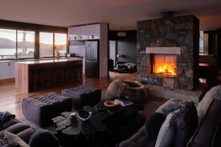 Siren Tasmania - White Beach - 9