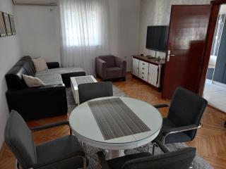 Stan u maslinama - Podgorica - 4