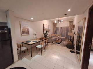 Spacious 1BR unit with Lake View - Dubai - 0