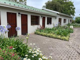 Farmlands Guesthouse - George - 4