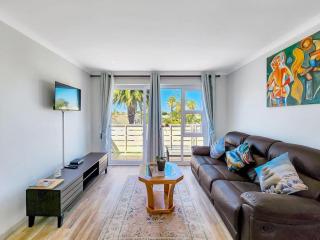 Tranquil Family Escape: Pool Balcony - Kaapstad - 2