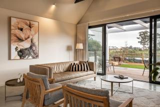 Birdnest Parrot - Witchcliffe - 1