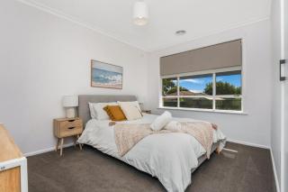 Charming 3BR Home in Bendigo - 7