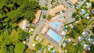 Camping 4 étoiles - Parc aquatique - eeibch - Le Bois-Plage-en-Ré - 6
