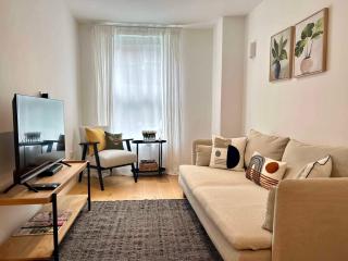 Coastal Hideaway-Modern Flat, 10 Min to Beach&Town - Eastbourne - 9