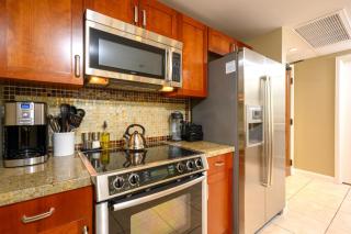 KBM Resorts FREE CAR Honua Kai Konea Ocean view 2-Bedroom Condo with 3 King beds and a Large Villa HKK-245 - 6