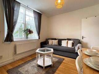Harper's Place near Kings Cross - 2 Double Beds, 1 Sofa Bed, Great Location, Ideal for Families - London - 3