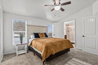 Upscale Retreat near vibrant downtown - Pueblo - 7