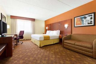 Radisson Akron-Fairlawn Copley - 8