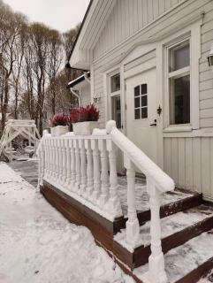 Traditional Santa's cosy home - 8