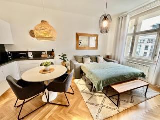 ESMOA apartments - Ovenecká, Praha 7 - plně vybaven - Praga - 4
