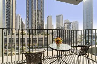 Luxury 1BR apartment at Creek Edge Tower 2 - Dubai - 1